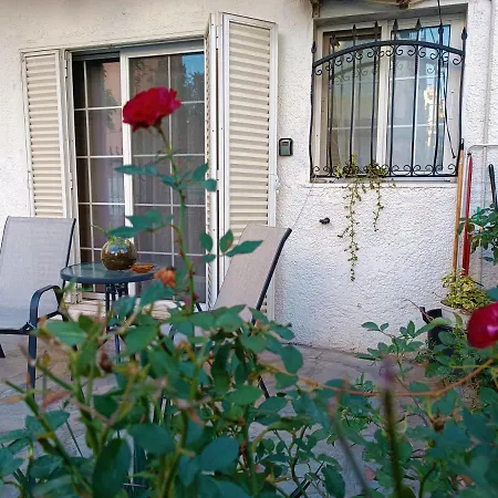 קסאנטי Sofia-Marina Guest House מראה חיצוני תמונה